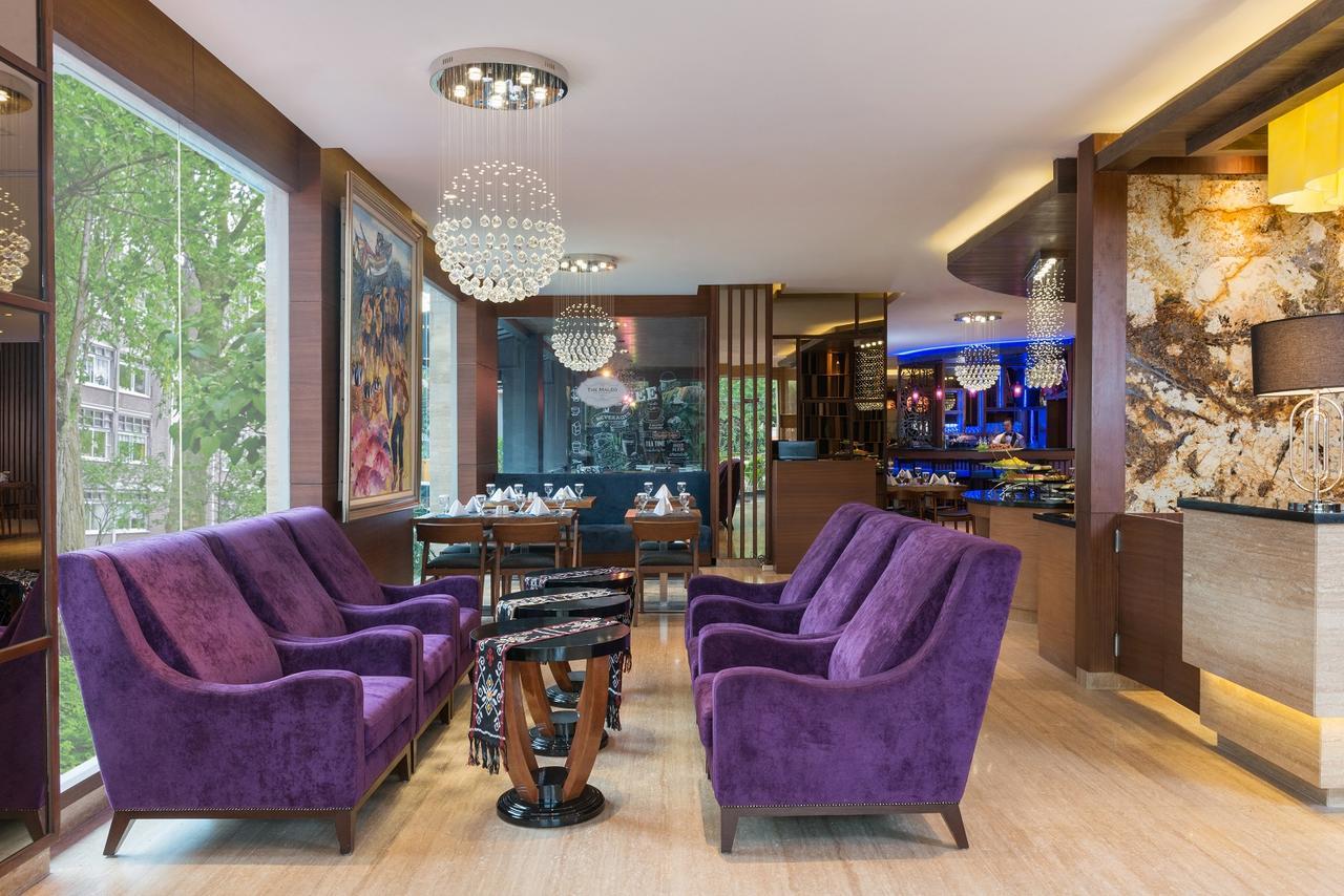 Sotis Residence Pejompongan Jakarta Exterior photo