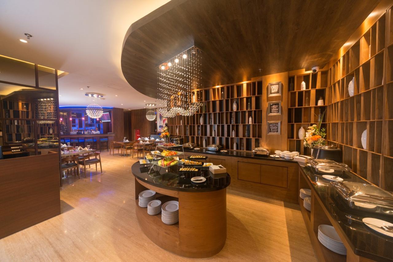 Sotis Residence Pejompongan Jakarta Exterior photo